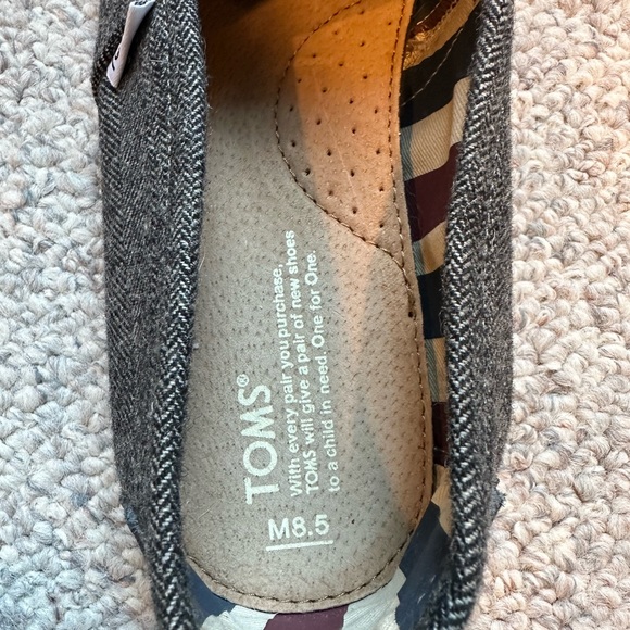 Men’s TOMS Classic Canvas Slip-On Size 8.5 - Picture 3 of 5